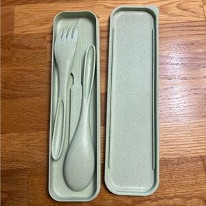 NWT Green Travel Cutlery Set